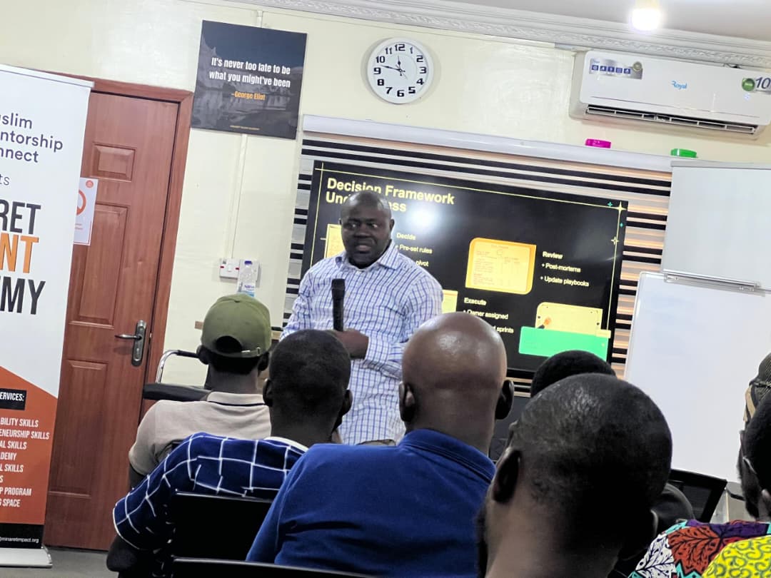 A facilitator speaking at the Career & Business Growth Program, Minaret Talent Academy